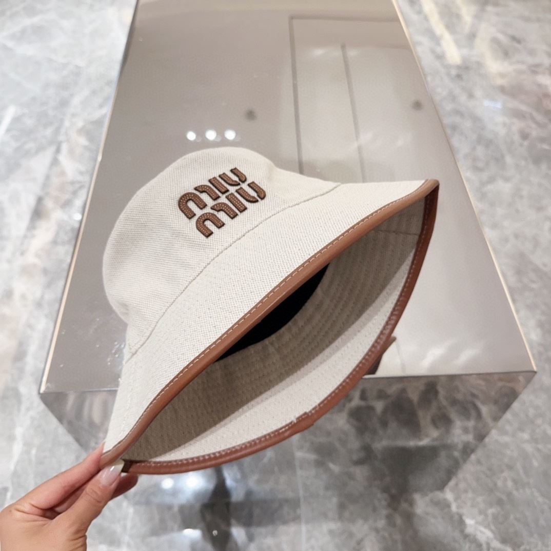 Miu Miu Caps